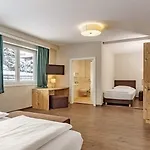 Hubertus Wellness & Breakfast 3*