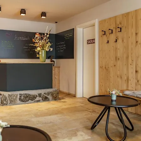 Lejlighedshotel Hubertus Wellness & Breakfast 4*