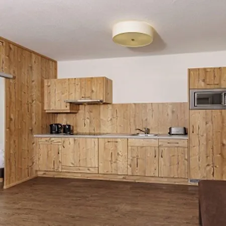 Lejlighedshotel Hubertus Wellness & Breakfast 4*