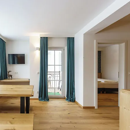 Hubertus Wellness & Breakfast 4* Schladming