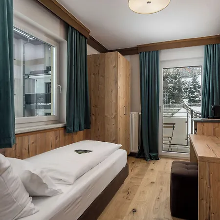Hubertus Wellness & Breakfast 4* Schladming
