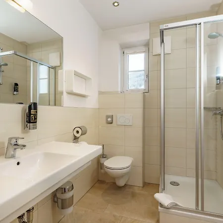 Lejlighedshotel Hubertus Wellness & Breakfast 4*