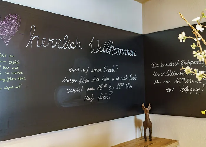 アパートホテル Hubertus Wellness & Breakfast 3*